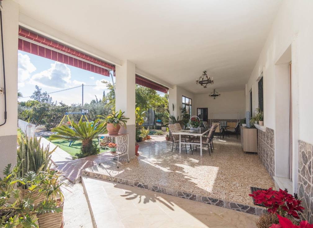 Resale - Villa - Perleta - Maitino-Perleta
