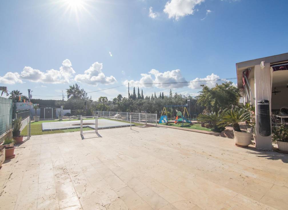 Resale - Villa - Perleta - Maitino-Perleta