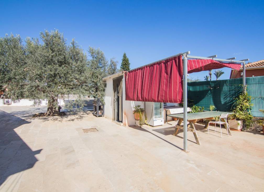 Resale - Villa - Perleta - Maitino-Perleta