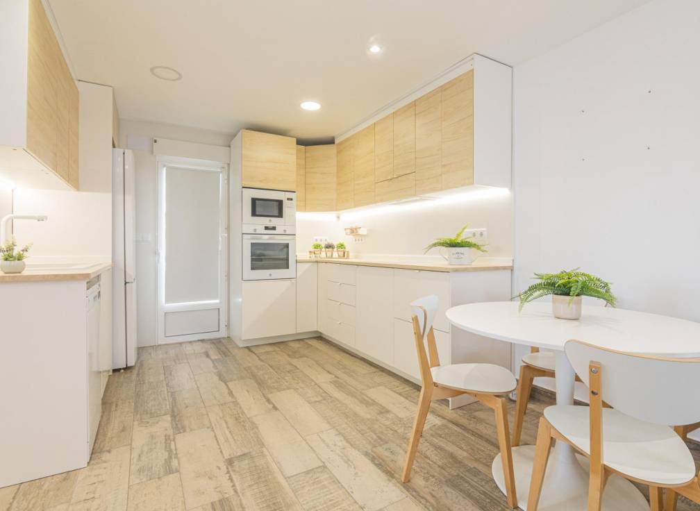 Resale - Villa - San Fulgencio - La Marina