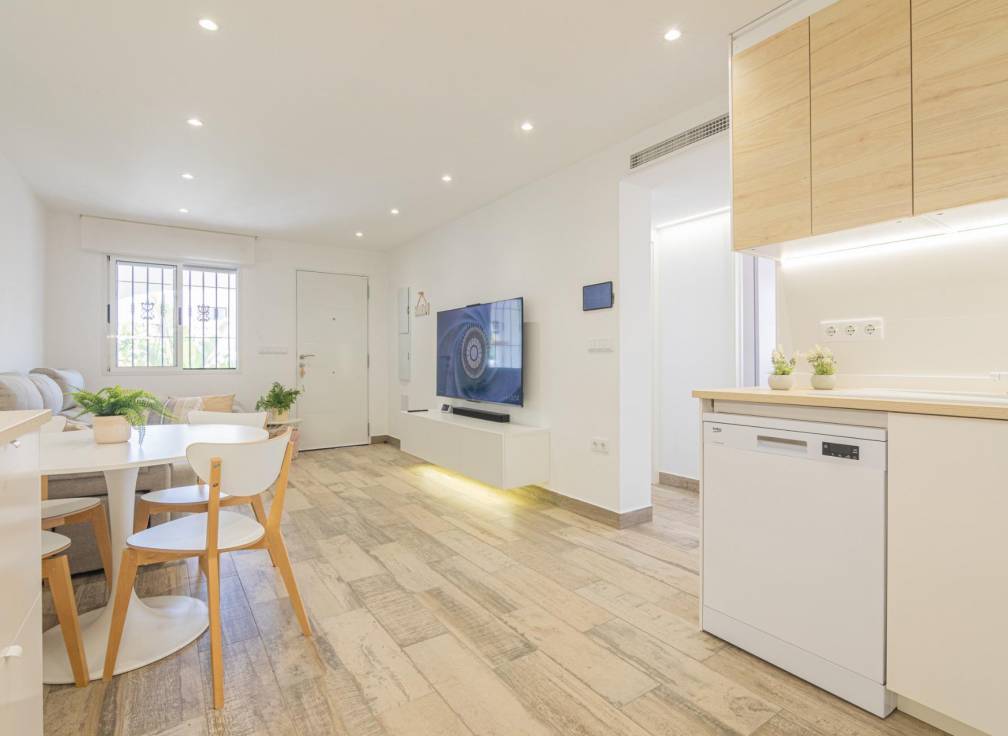 Resale - Villa - San Fulgencio - La Marina