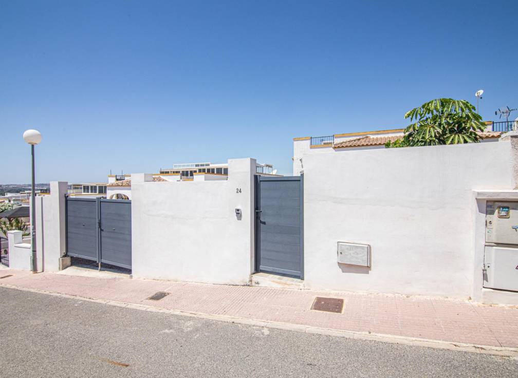 Resale - Villa - San Fulgencio - La Marina