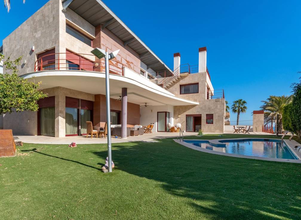 Resale - Villa - San Juan Playa - Cabo de las Huertas