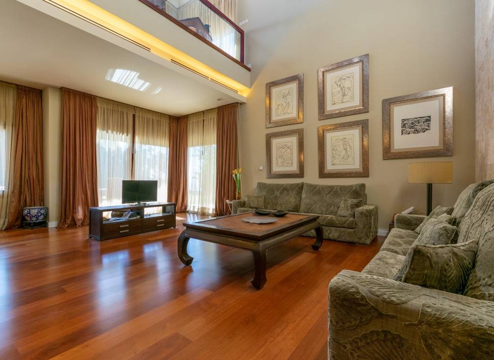 Resale - Villa - San Juan Playa - Cabo de las Huertas