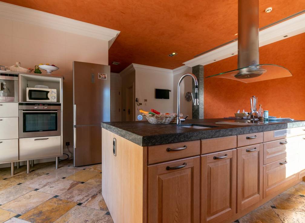 Resale - Villa - San Juan Playa - Cabo de las Huertas