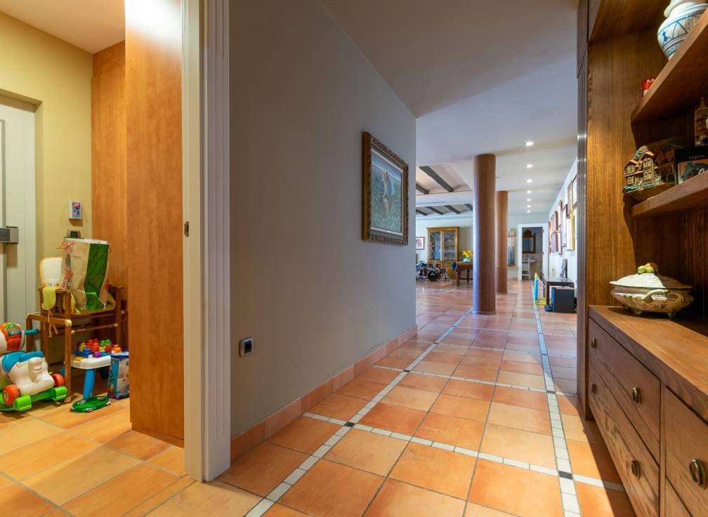 Resale - Villa - San Juan Playa - Cabo de las Huertas