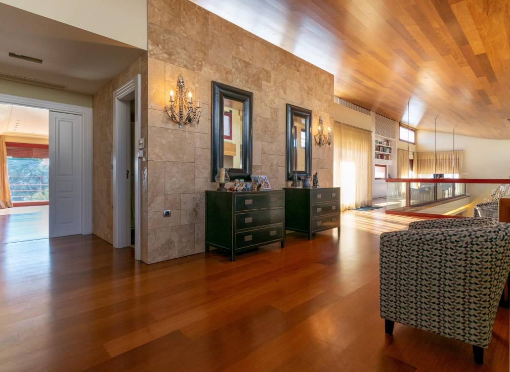 Resale - Villa - San Juan Playa - Cabo de las Huertas