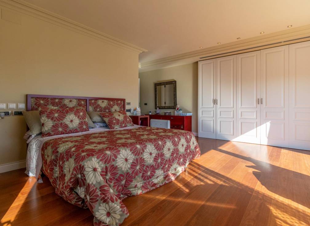 Resale - Villa - San Juan Playa - Cabo de las Huertas