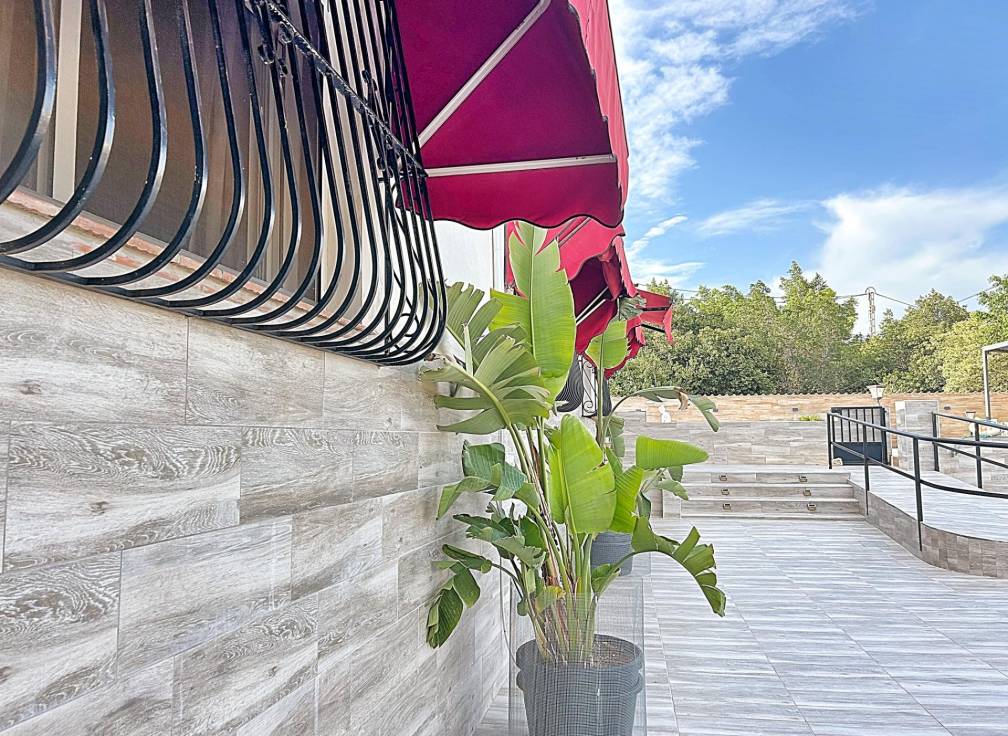 Resale - Villa - Torrellano