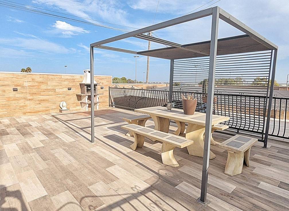 Resale - Villa - Torrellano