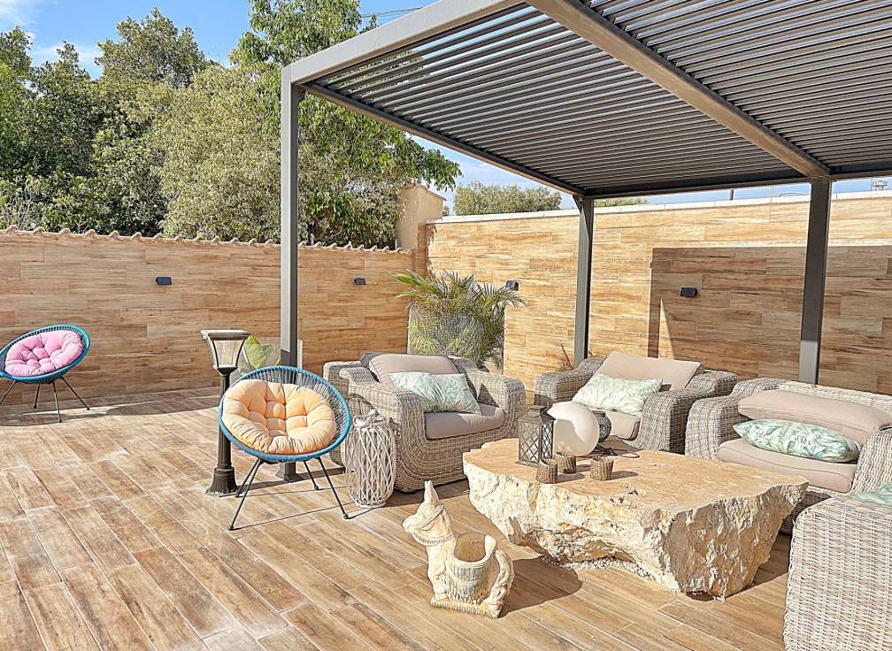 Resale - Villa - Torrellano