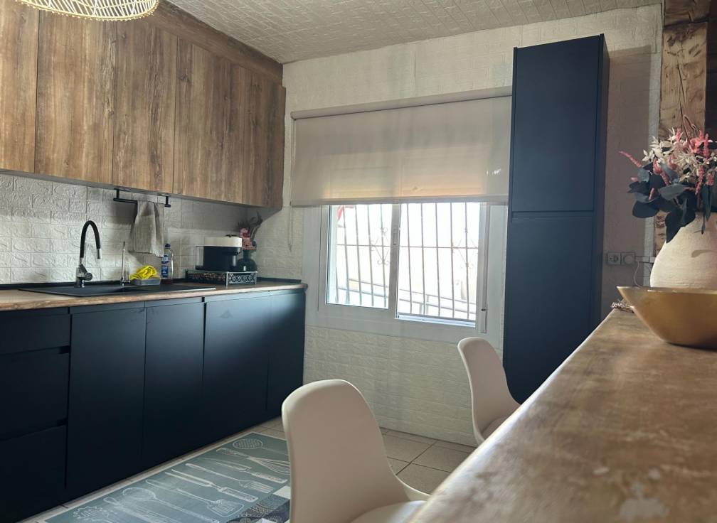 Resale - Villa - Torrellano