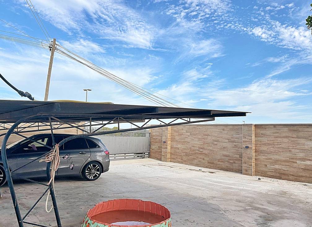 Resale - Villa - Torrellano