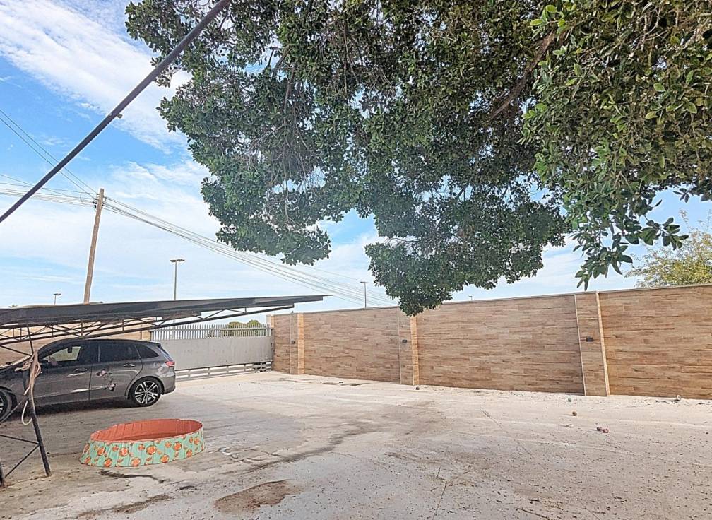 Resale - Villa - Torrellano