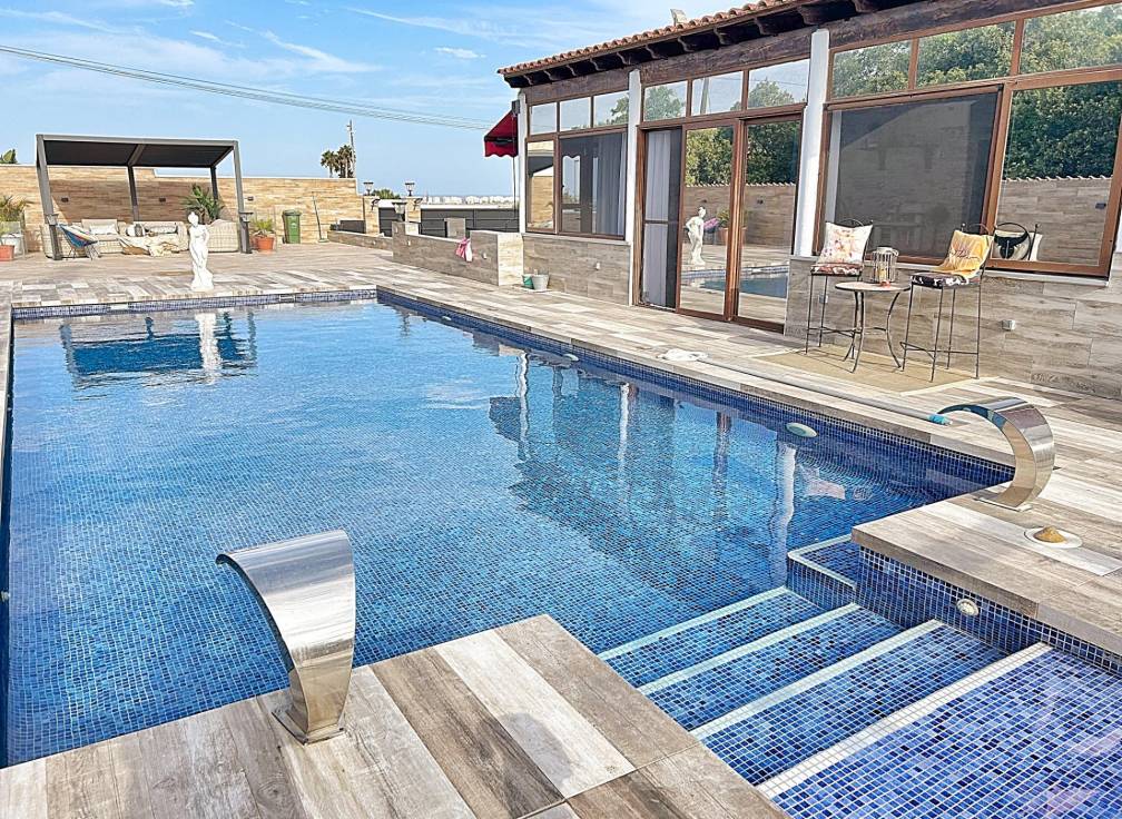 Resale - Villa - Torrellano