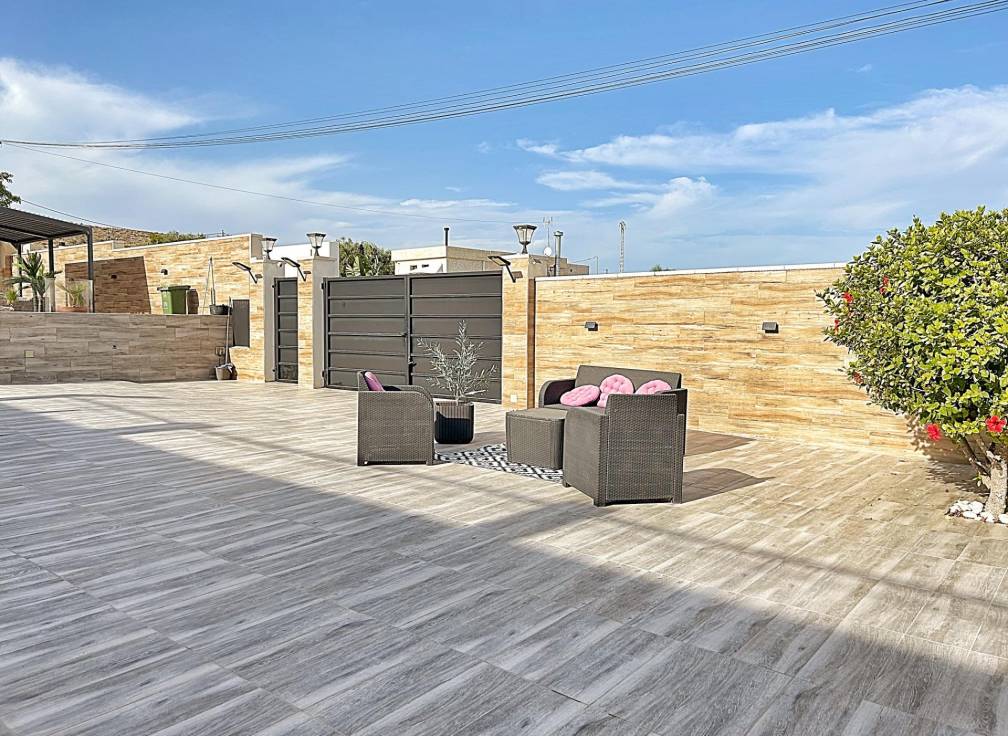 Resale - Villa - Torrellano