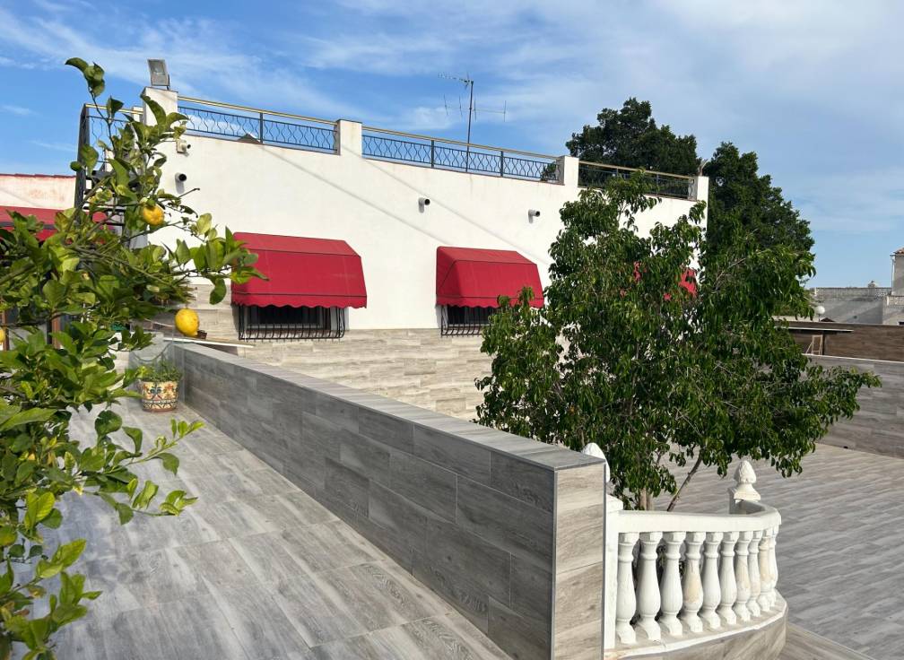 Resale - Villa - Torrellano