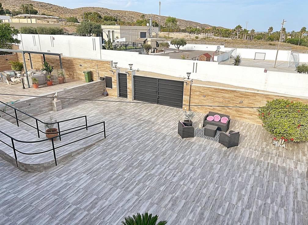 Resale - Villa - Torrellano