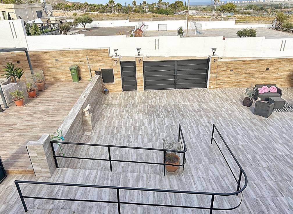 Resale - Villa - Torrellano