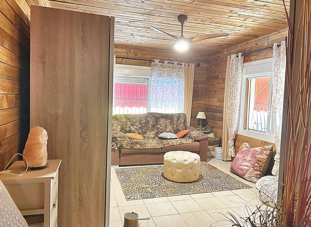 Resale - Villa - Torrellano