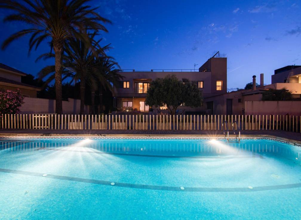 Resale - Villa - Valverde (Alicante) - Valverde
