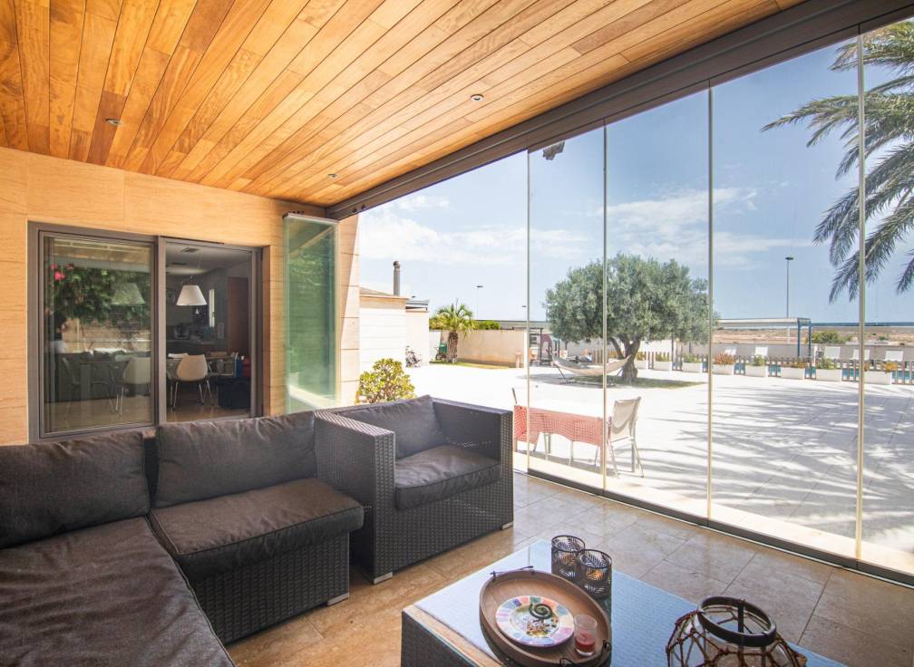 Resale - Villa - Valverde (Alicante) - Valverde