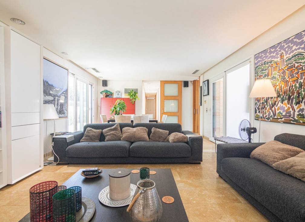 Resale - Villa - Valverde (Alicante) - Valverde