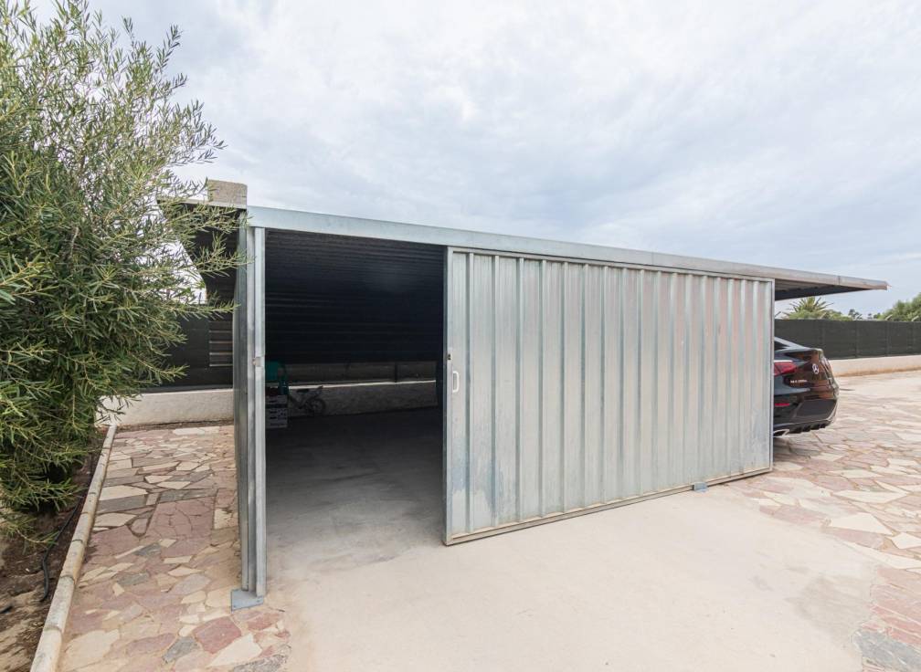 Resale - Villa - Valverde (Alicante) - Valverde