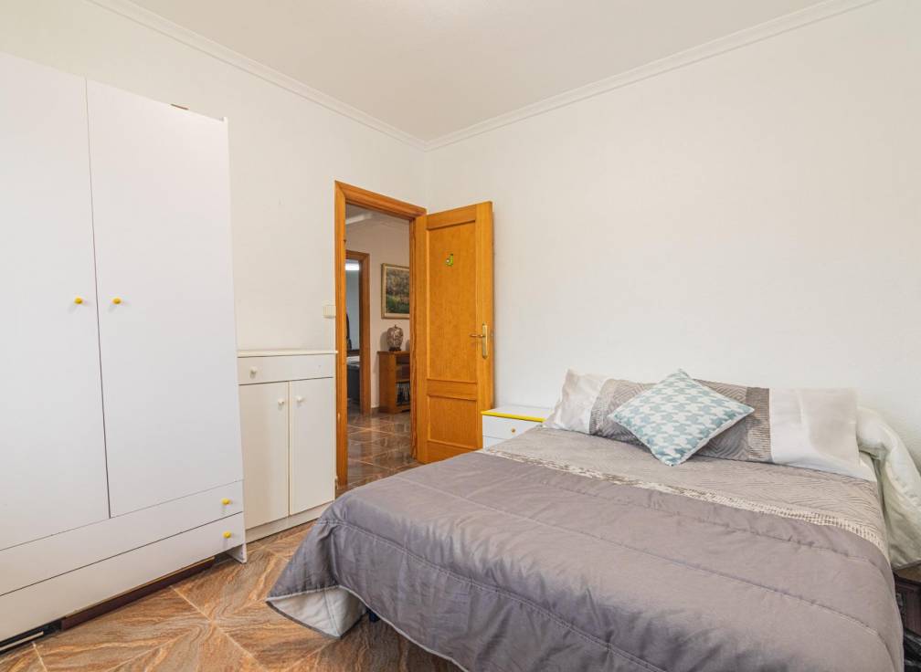 Resale - Villa - Valverde (Alicante) - Valverde