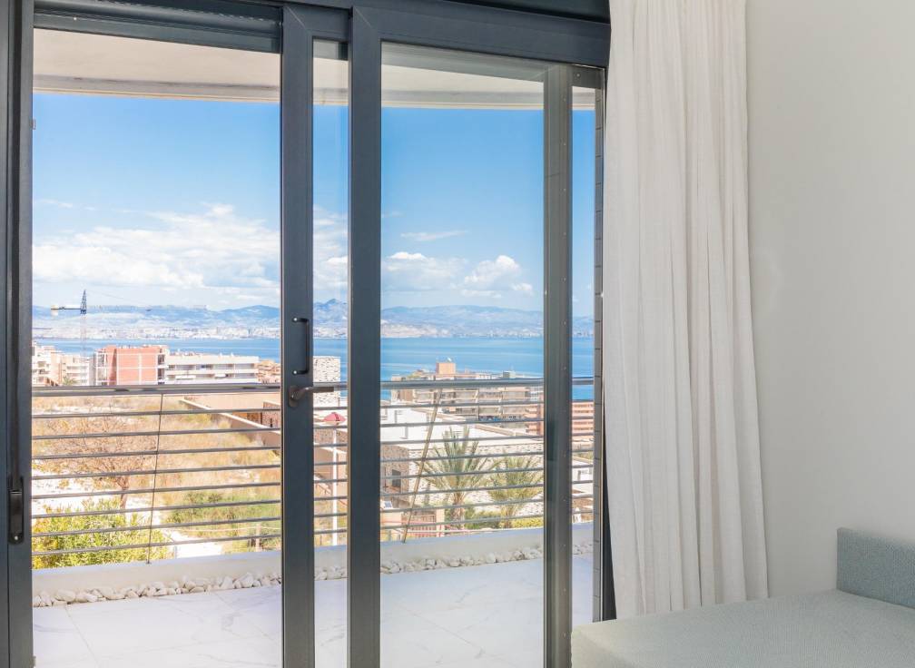 Revente - Appartement - Arenales del Sol - Calle valladolid