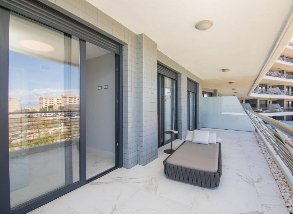 Revente - Appartement - Arenales del Sol - Calle valladolid