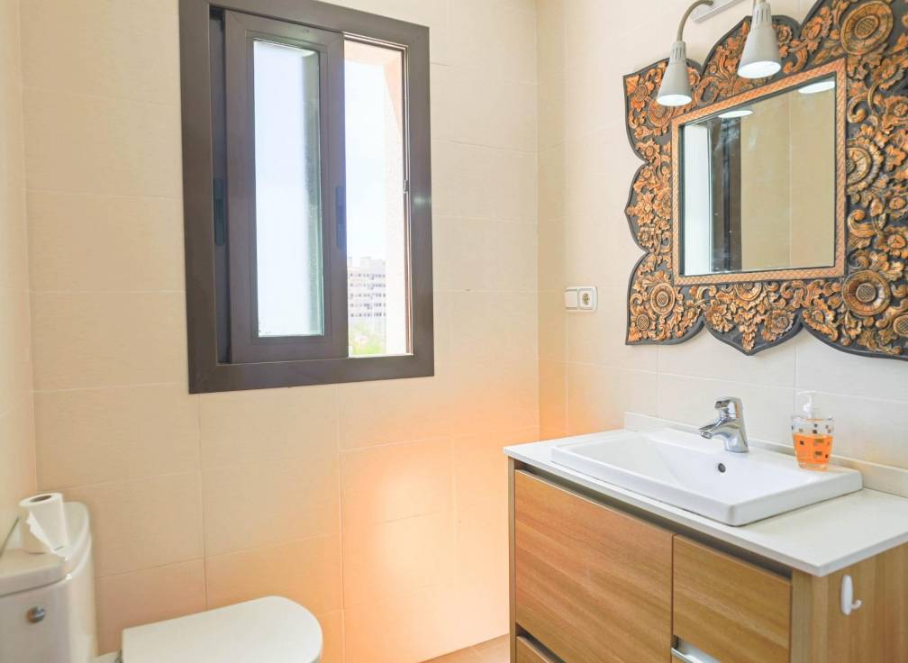 Revente - Appartement - Arenales del Sol - Calle valladolid