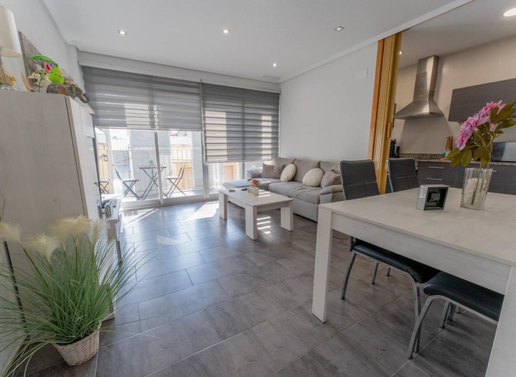 Revente - Appartement - Dolores - Cervantes