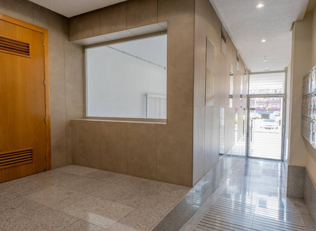 Revente - Appartement - Dolores - Cervantes