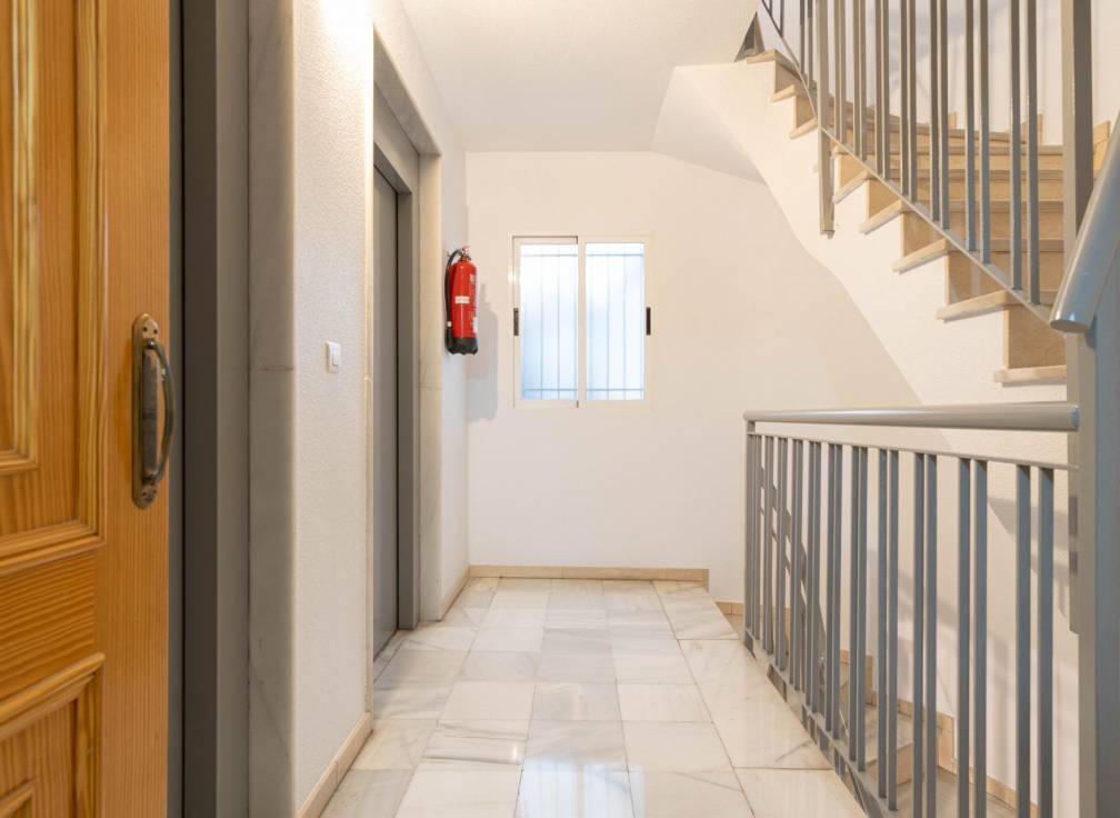 Revente - Appartement - Elche - Altabix