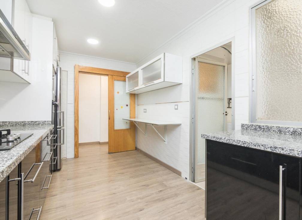 Revente - Appartement - Elche - Altabix