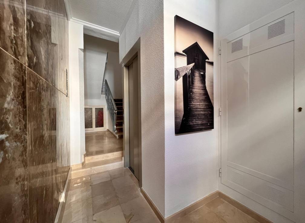 Revente - Appartement - Elche - Asilo - Pisos Azules