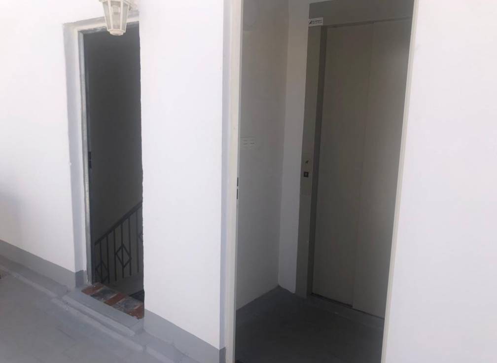 Revente - Appartement - Elche - Asilo - Pisos Azules