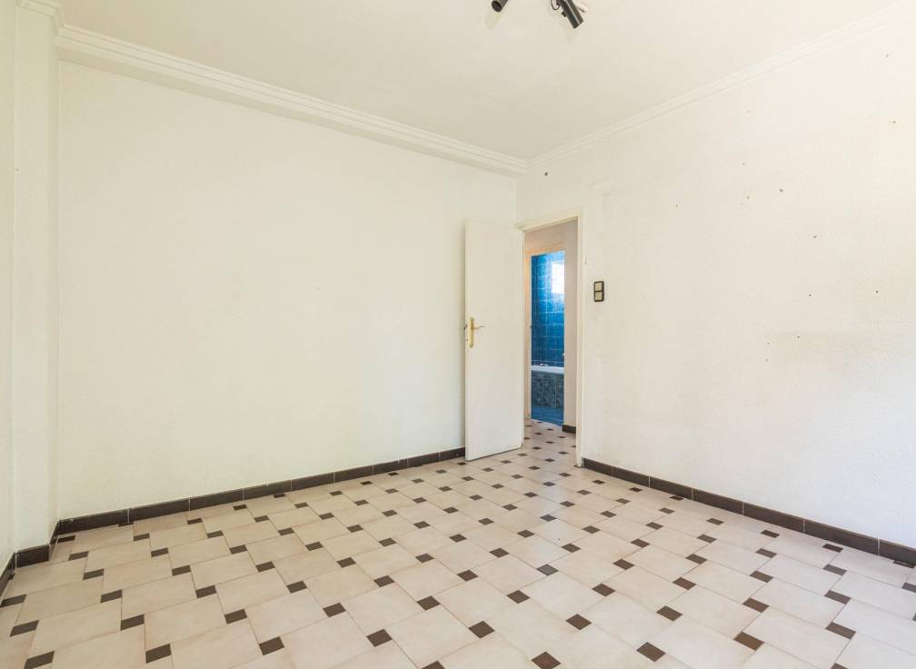 Revente - Appartement - Elche - Asilo - Pisos Azules