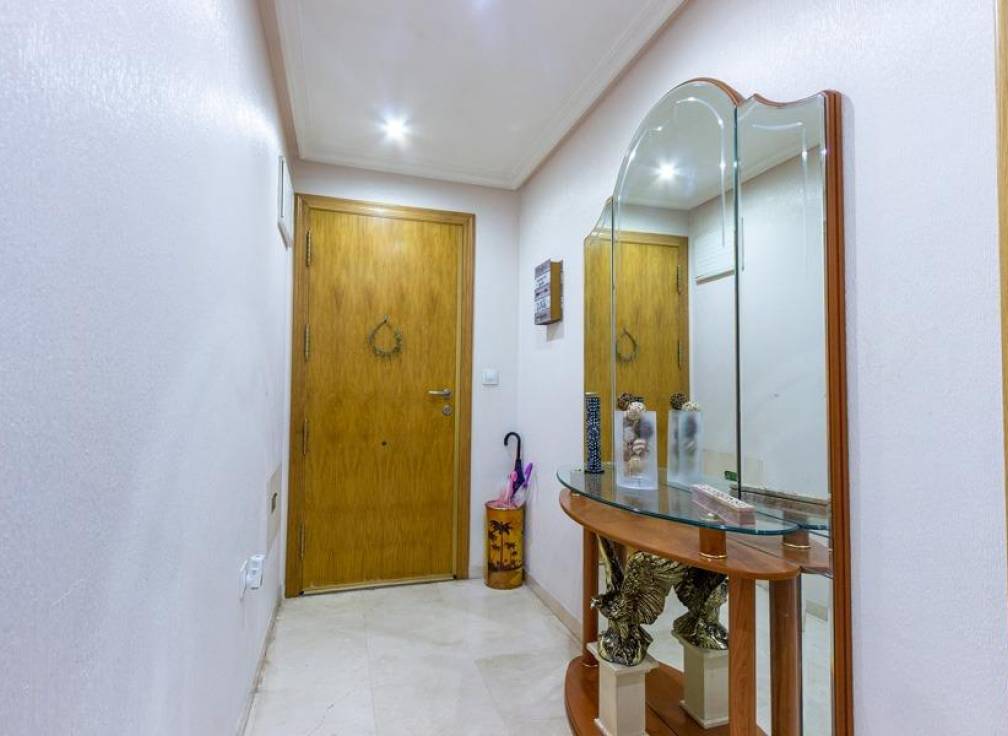 Revente - Appartement - Elche - Carrus