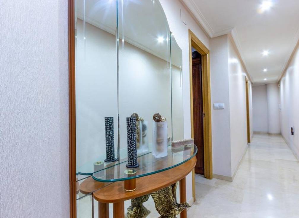 Revente - Appartement - Elche - Carrus