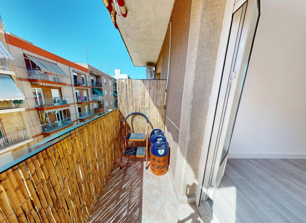 Revente - Appartement - Elche - Carrus