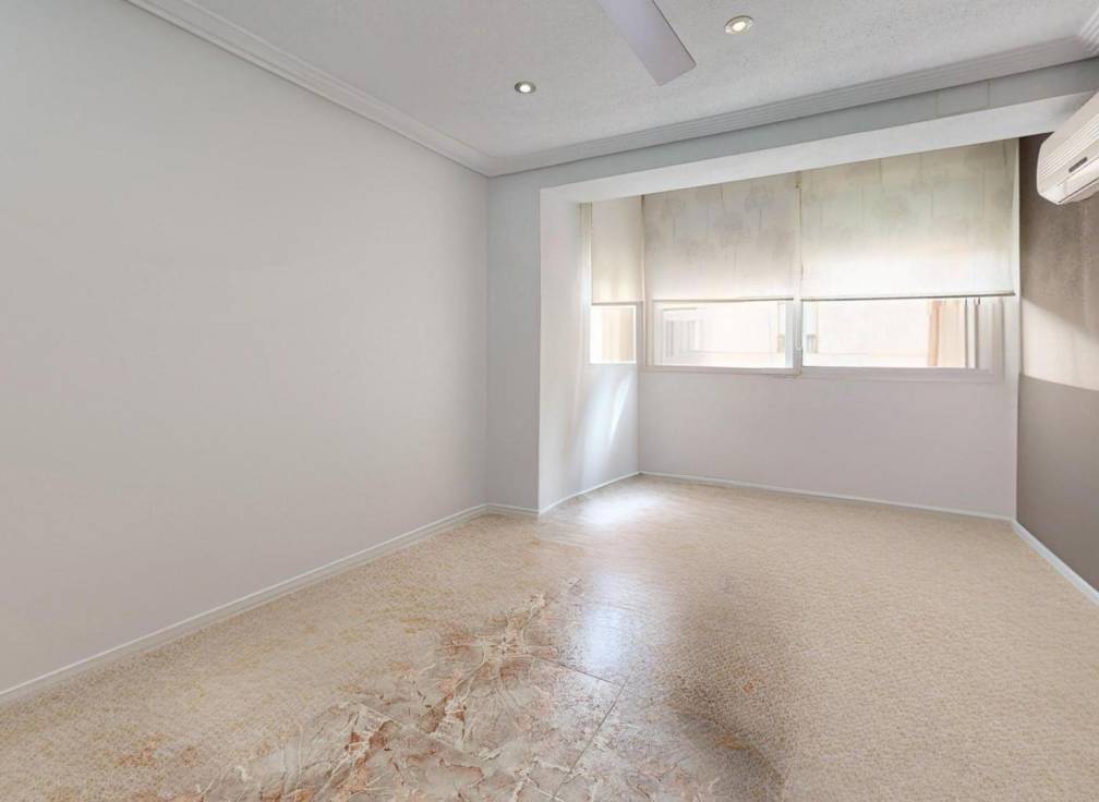 Revente - Appartement - Elche - Carrus