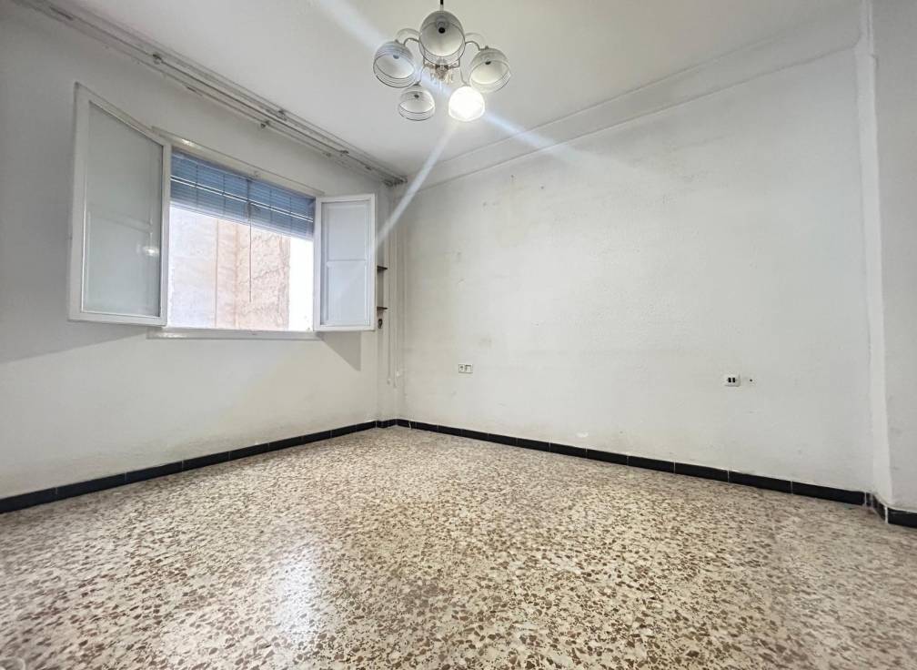 Revente - Appartement - Elche - Carrus