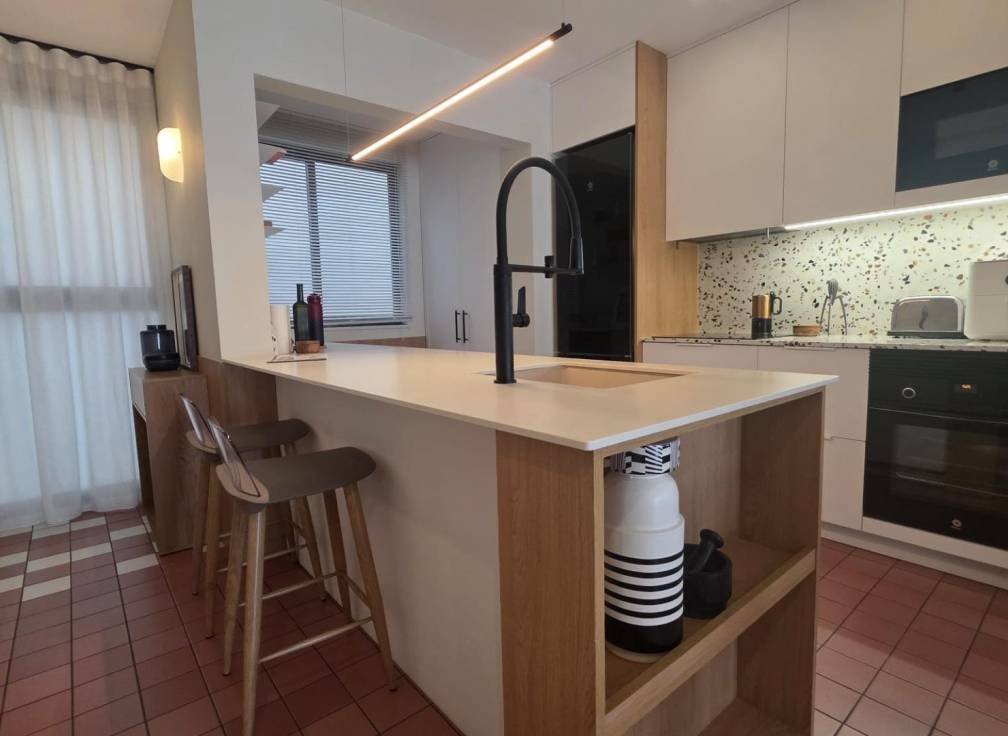 Revente - Appartement - Elche - Ciudad Jardin