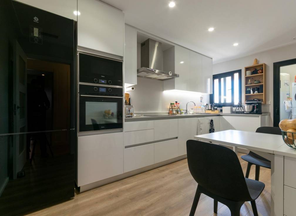 Revente - Appartement - Elche - Corte Ingles