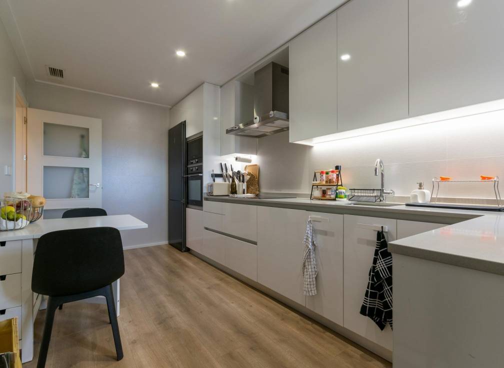 Revente - Appartement - Elche - Corte Ingles