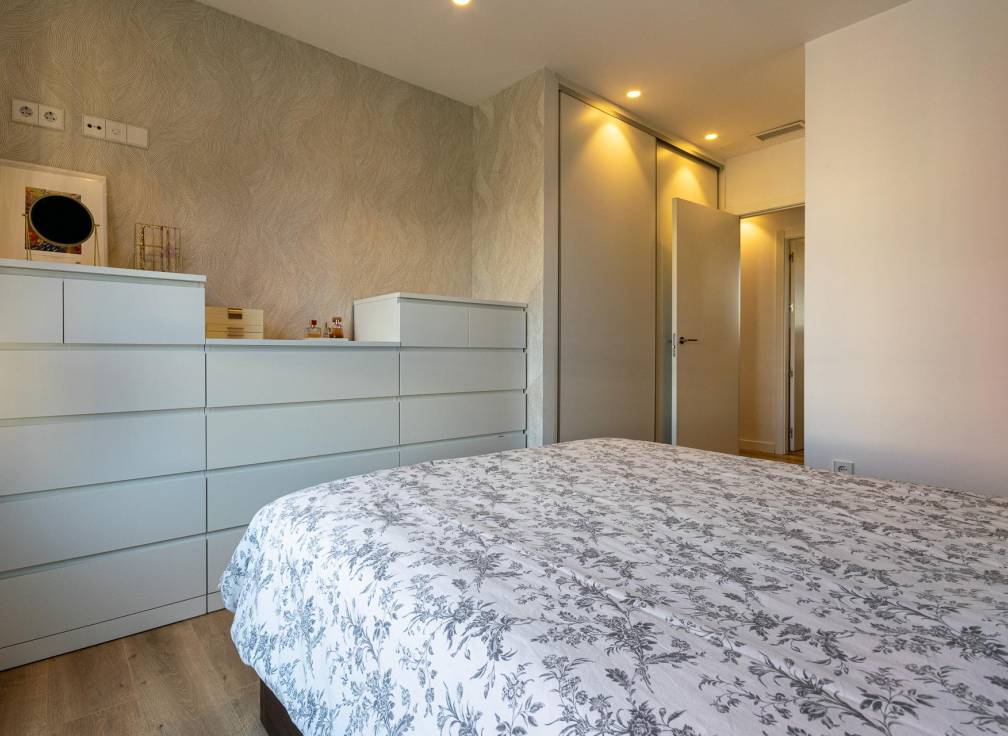 Revente - Appartement - Elche - Corte Ingles