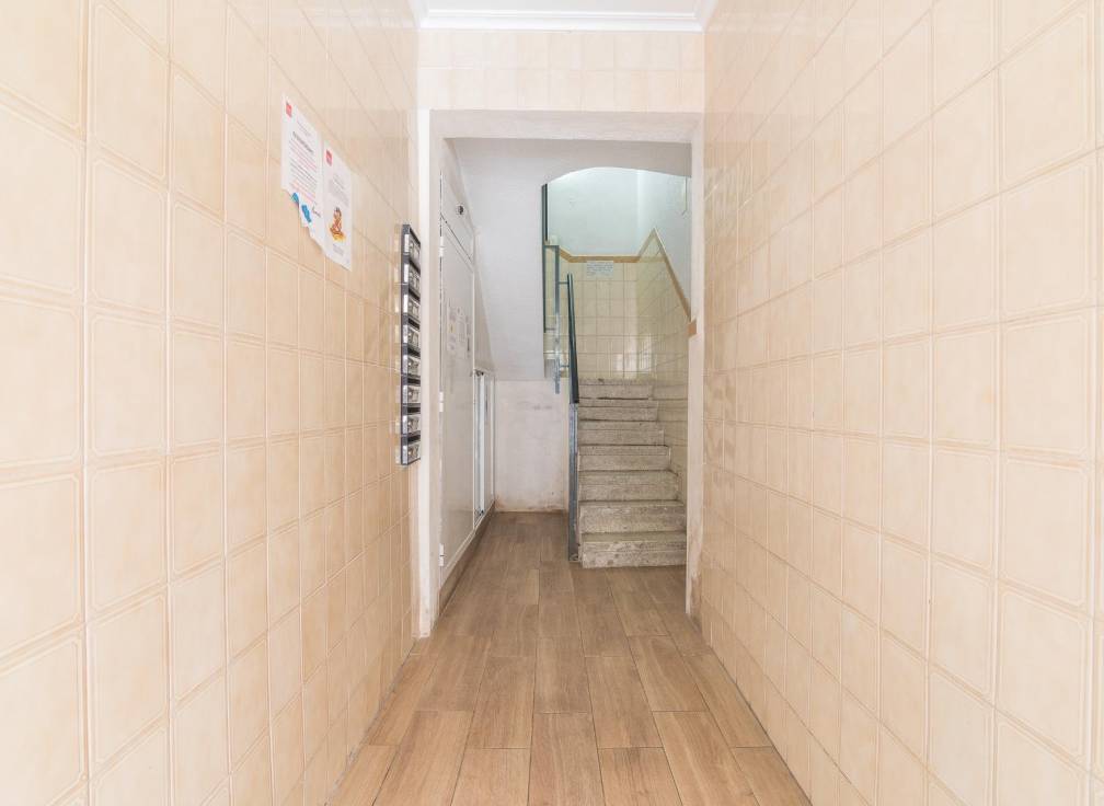 Revente - Appartement - Elche - Corte Ingles