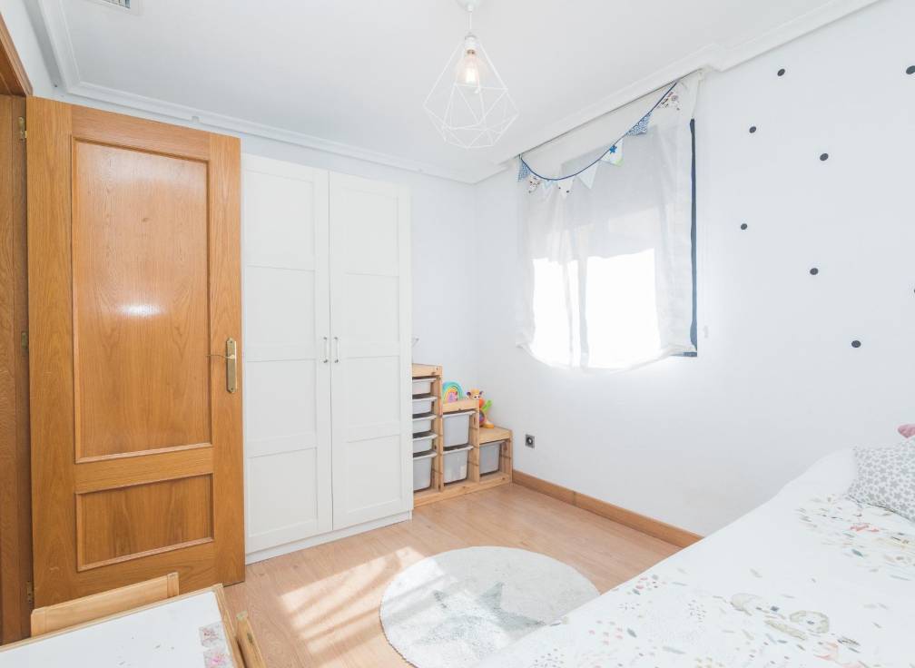 Revente - Appartement - Elche - Corte Ingles